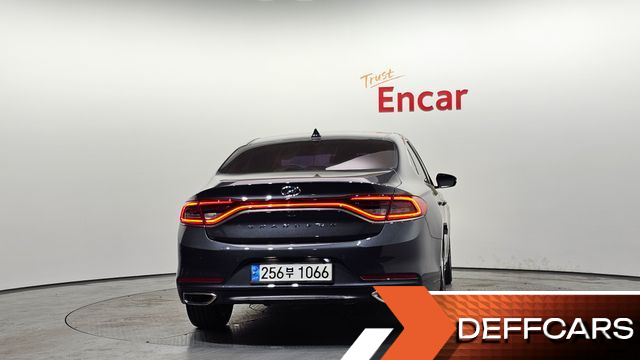 Hyundai GRANDEUR 2.4 Premium купить на сайте DeffCars