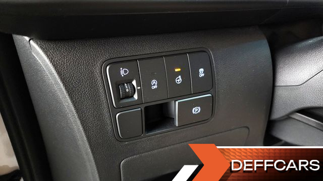 Hyundai STARIA Cargo 3-Seater Modern купить на сайте DeffCars