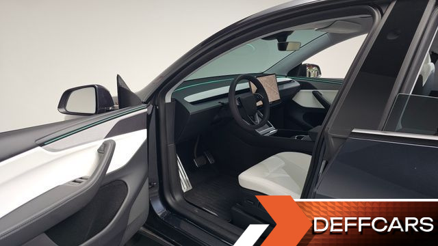 Tesla MODEL Y Long Range AWD купить на сайте DeffCars