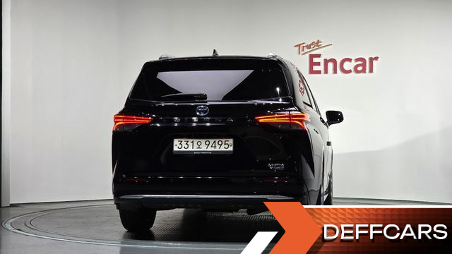 Toyota SIENNA 2.5 Hybrid 2WD купить на сайте DeffCars