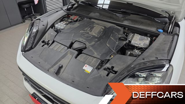 Porsche CAYENNE 3.0 купить на сайте DeffCars