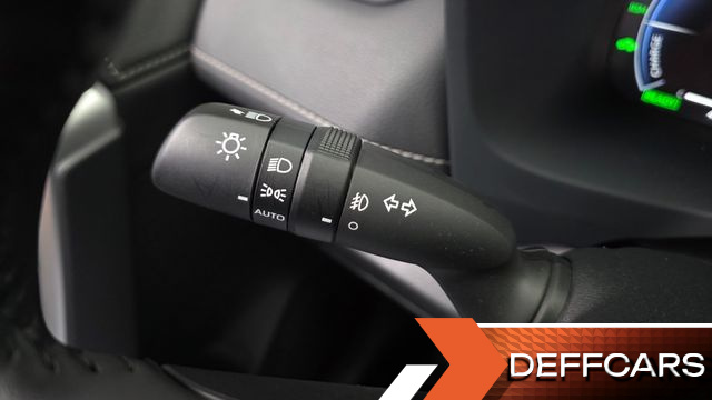 Toyota RAV4 2,5 4WD Hybrid LTD купить на сайте DeffCars