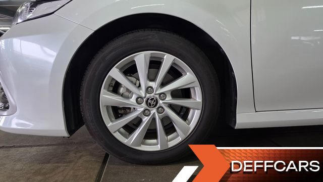 Toyota CAMRY 2.5 LE Hybrid купить на сайте DeffCars