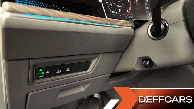 Volkswagen TOUAREG 3.0 TDI Prestige купить на сайте DeffCars