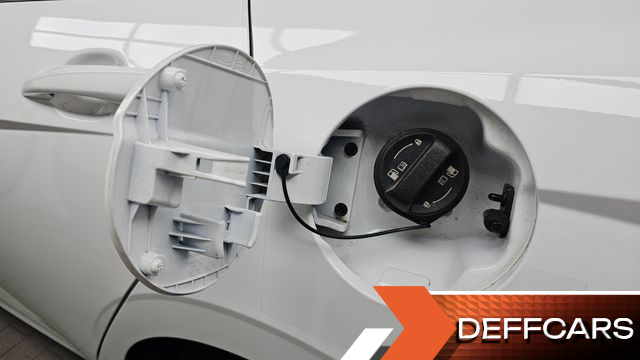 Hyundai AVANTE 1.6 Inspiration купить на сайте DeffCars