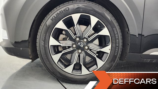 Kia CARNIVAL Gasoline 7-Seater Noblesse купить на сайте DeffCars
