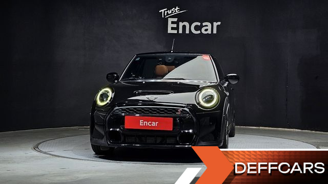 Mini COOPER CONVERTIBLE Classic Third Generation купить на сайте DeffCars