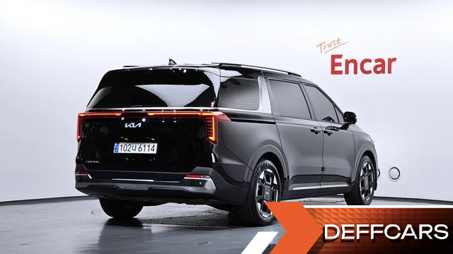 Kia CARNIVAL 7-Seater Signature купить на сайте DeffCars