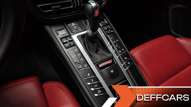 Porsche MACAN 2.0 95B купить на сайте DeffCars