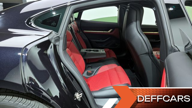 Porsche TAYCAN 4S купить на сайте DeffCars