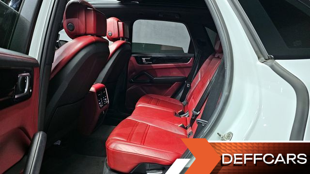 Porsche CAYENNE 3.0 E-Hybrid купить на сайте DeffCars