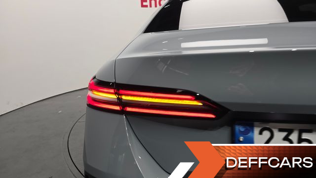 BMW 5-SERIES 520i M Sport купить на сайте DeffCars