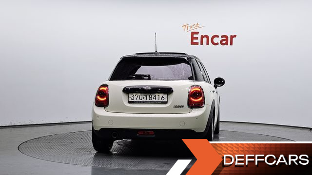 Mini COOPER 5Door HIGH 3rd купить на сайте DeffCars