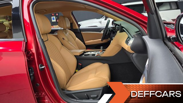 Genesis G70 Gasoline 2.0T 2WD купить на сайте DeffCars