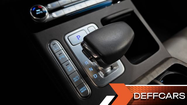 Genesis G90 3.8 AWD Premium Luxury купить на сайте DeffCars