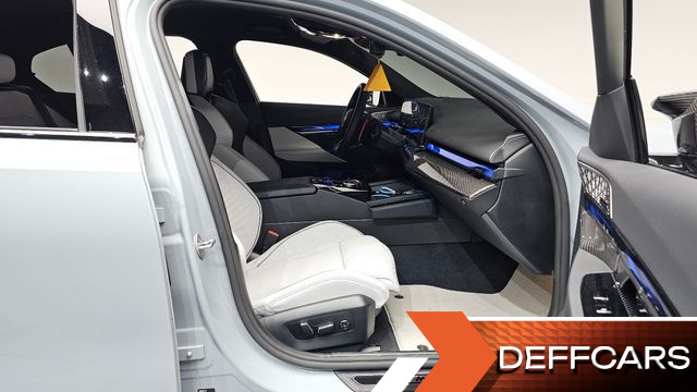 BMW M5 M5 Sedan купить на сайте DeffCars
