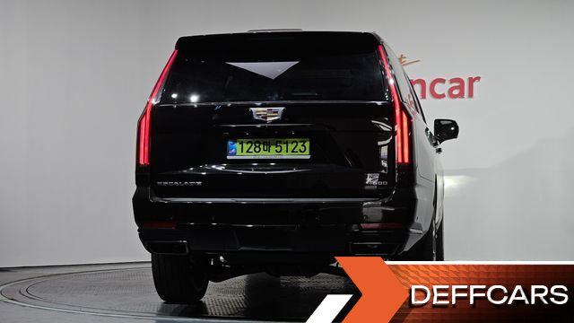 Cadillac ESCALADE 6.2 ESV ESV Sports Platinum купить на сайте DeffCars