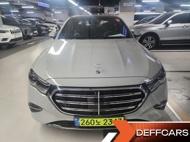 Mercedes E-CLASS E300 4MATIC Exclusive купить на сайте DeffCars