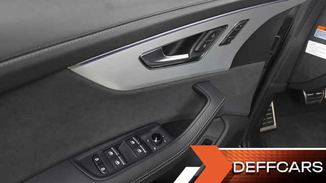 Audi Q8 55 TFSI Quattro Premium купить на сайте DeffCars