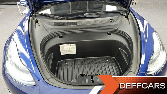 Tesla MODEL 3 Long Range AWD купить на сайте DeffCars