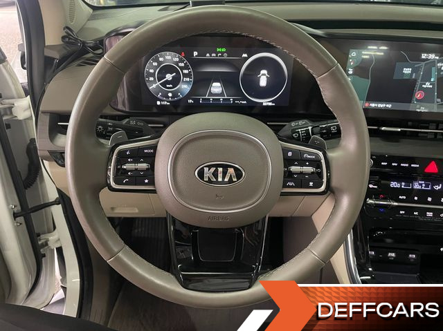 Kia CARNIVAL Gasoline 9-Seater Signature купить на сайте DeffCars