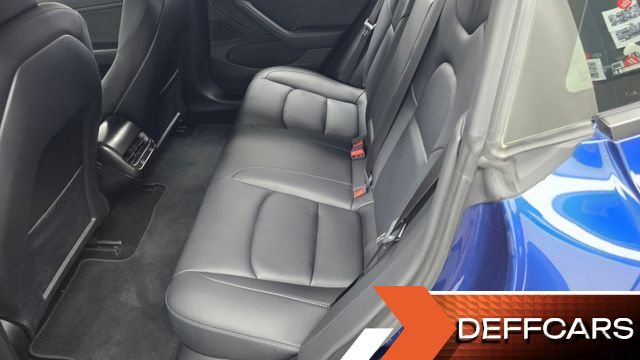 Tesla MODEL 3 Long Range AWD купить на сайте DeffCars