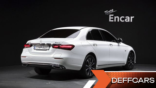 Mercedes E-CLASS E300e 4MATIC Exclusive купить на сайте DeffCars