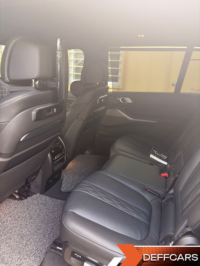 BMW X7 xDrive 40i Design Pure Excellence 7-Seater купить на сайте DeffCars