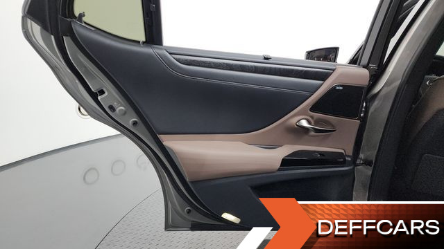 Lexus ES Executive купить на сайте DeffCars