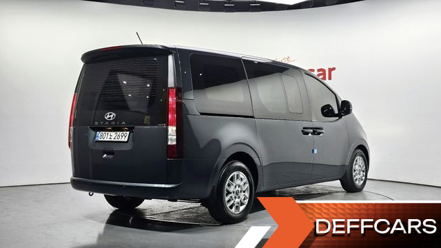Hyundai STARIA Cargo 5-Seater Modern купить на сайте DeffCars