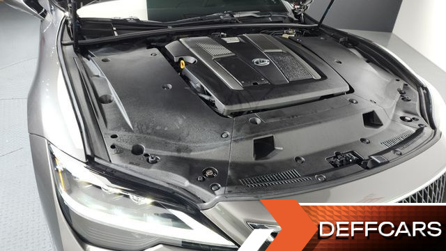 Lexus LS 3.5 Luxury AWD купить на сайте DeffCars