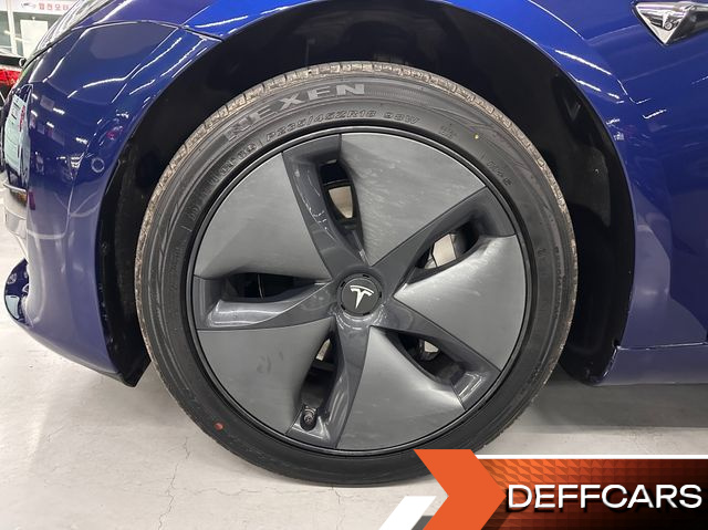 Tesla MODEL 3 Standard Range Plue RWD купить на сайте DeffCars