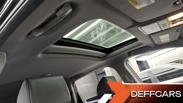 Honda CR-V 1.5 Touring 4WD купить на сайте DeffCars