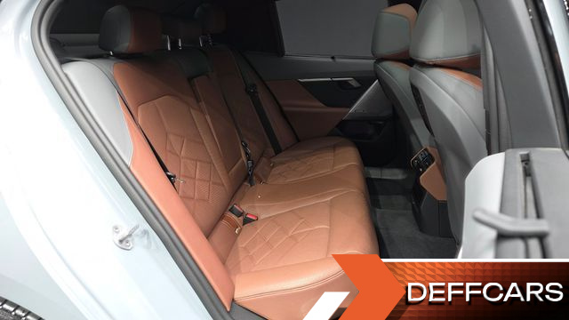 BMW 5-SERIES 530i xDrive M Sport купить на сайте DeffCars