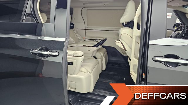 Lexus LM 500h Executive купить на сайте DeffCars