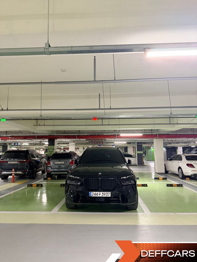 BMW X7 xDrive 40i M Sport 7STR купить на сайте DeffCars