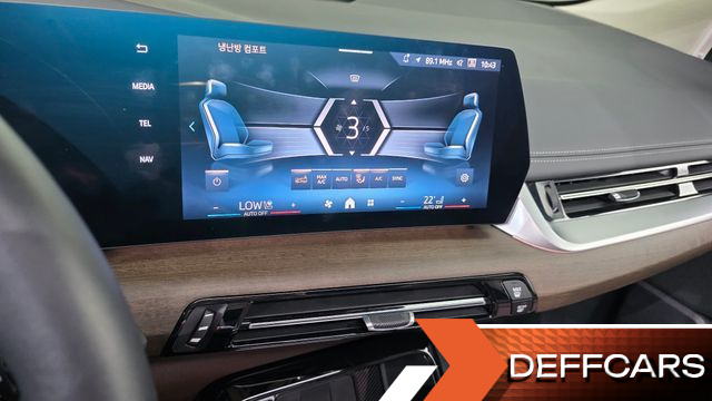 BMW 2-SERIES 220i Luxury купить на сайте DeffCars
