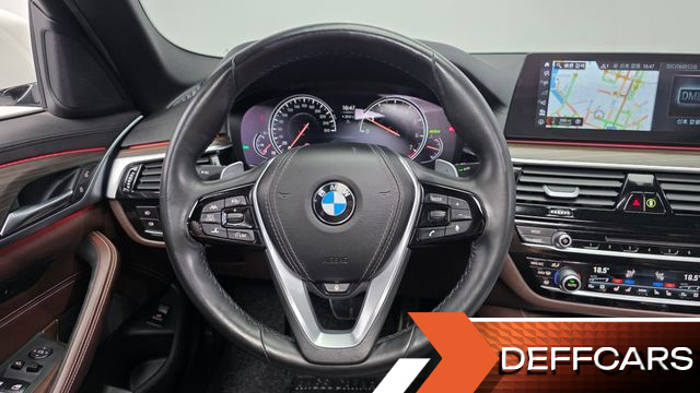 BMW 5-SERIES 530i xDrive M Sport Package Plus купить на сайте DeffCars