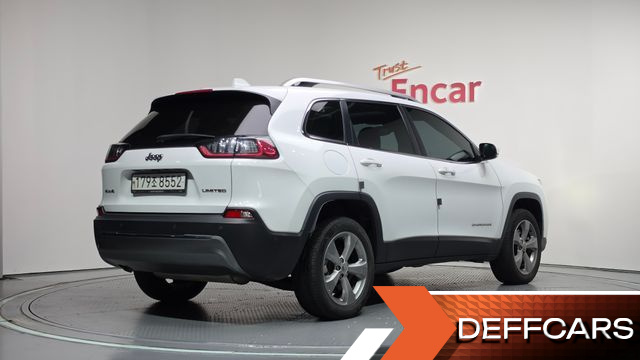 Jeep CHEROKEE 2.4 Limited AWD купить на сайте DeffCars
