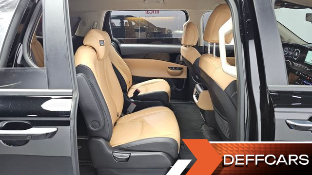Kia CARNIVAL Gasoline 9-Seater Prestige купить на сайте DeffCars