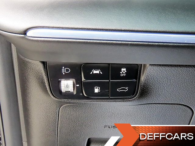 Hyundai GRANDEUR 3.0 LPi Exclusive купить на сайте DeffCars