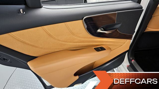 Lexus LS 3.5 Supreme AWD купить на сайте DeffCars