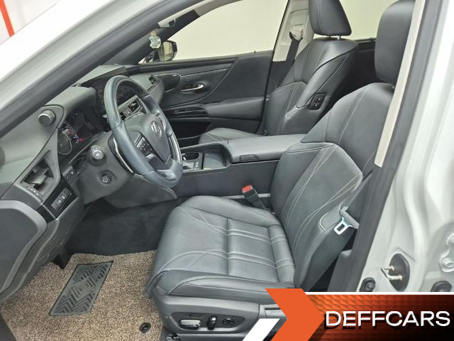 Lexus ES Executive купить на сайте DeffCars