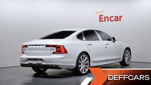 Volvo S90 T8 AWD Excellence купить на сайте DeffCars