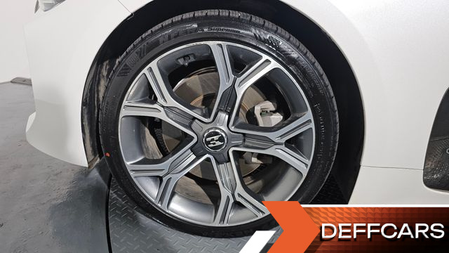 Kia STINGER 2.5 Platinum купить на сайте DeffCars