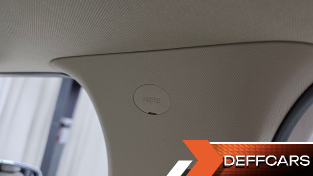 Kia CARNIVAL 7-Seater Signature купить на сайте DeffCars