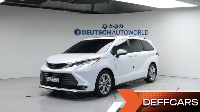 Toyota SIENNA 2.5 Hybrid 2WD купить на сайте DeffCars