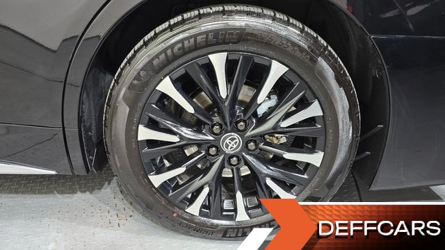 Toyota ALPHARD 2.5 HEV Executive AWD купить на сайте DeffCars