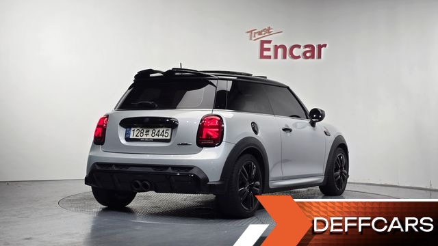 Mini COOPER JCW Rockingham GT Edition 3rd купить на сайте DeffCars