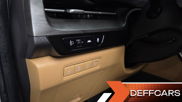 Kia CARNIVAL Gasoline 9-Seater Signature купить на сайте DeffCars